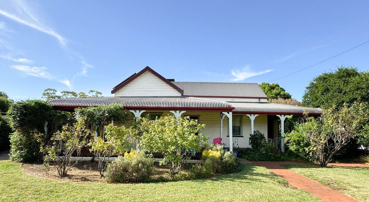 57 MOLONG ST, CONDOBOLIN NSW 2877, 0房, 0浴, House