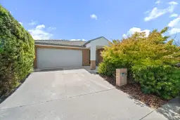 14 Thea Astley Crescent, Franklin