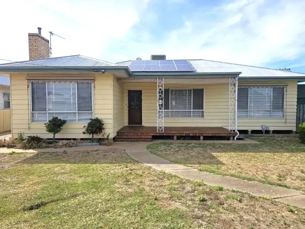 34 Campbell Street, Donald, VIC 3480