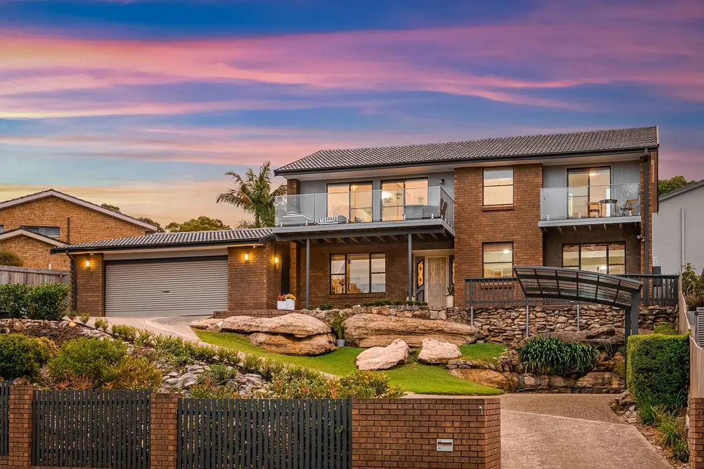 Frenchs Forest 5部屋 Dual living opportunity with breathtaking views