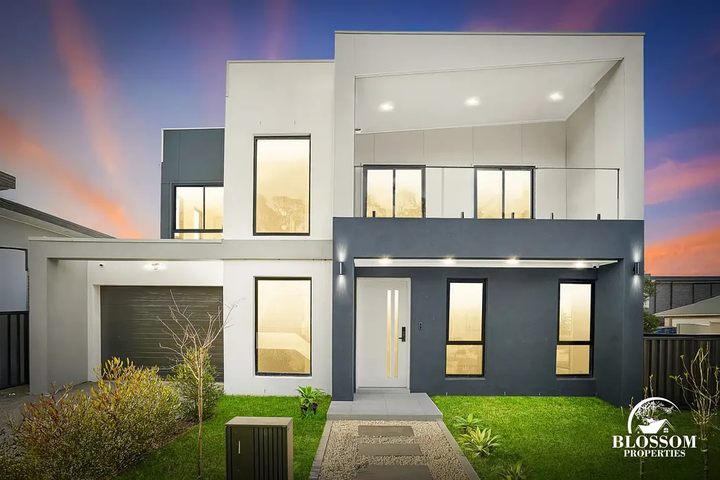 Marsden Park 5房 全新建筑师设计 高端装修 五房宽敞 主卧套房 步入式衣帽间 开放式生活区 中央空调 不锈钢电器 步行至学校 便捷生活 “Move-In Ready – A Forever Home Built for Memories”