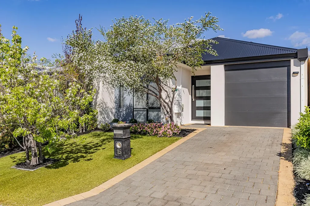 15 Musing Way, Aveley, WA 6069
