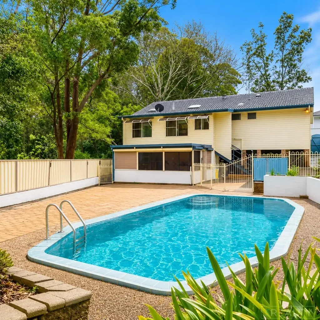 SPACIOUS AND BRIGHT FAMILY HOME