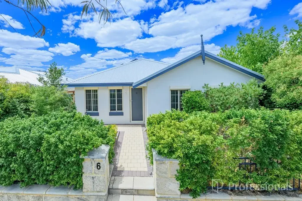 6 Longton Way, Ellenbrook, WA 6069
