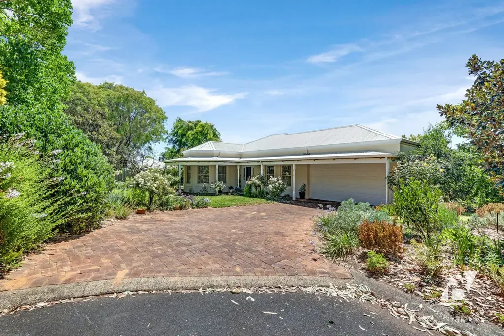 6 Shilton Place, Margaret River, WA 6285