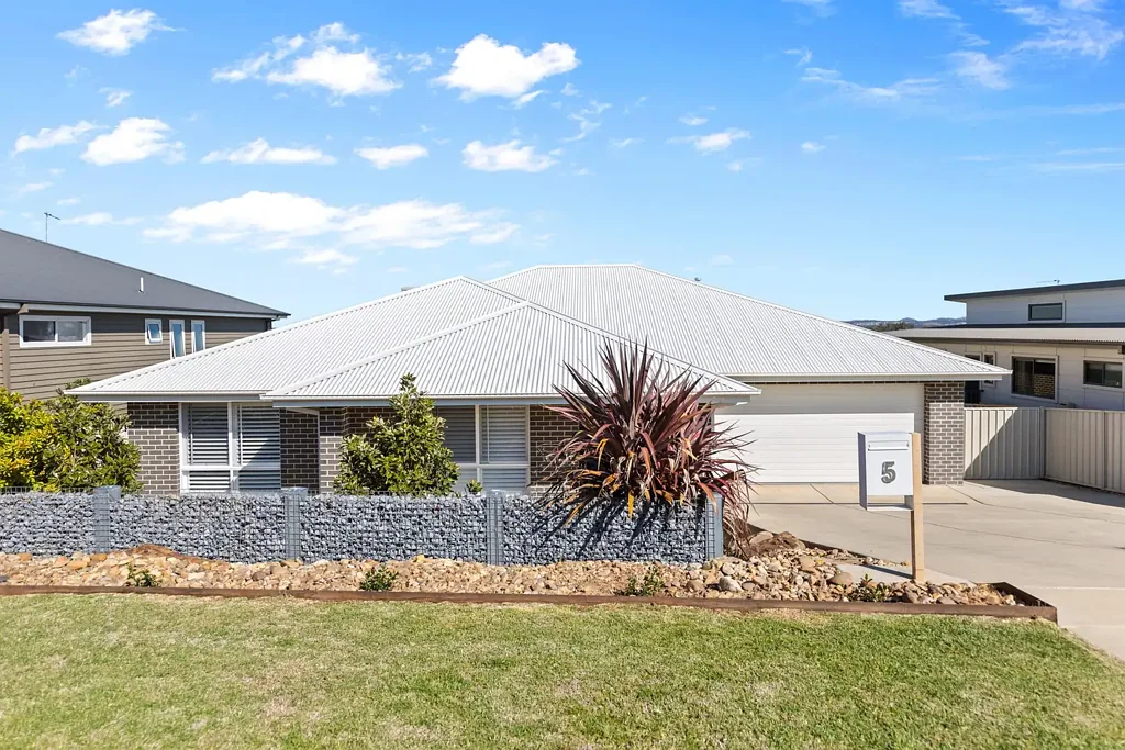 Address Withheld, Estella, NSW 2650