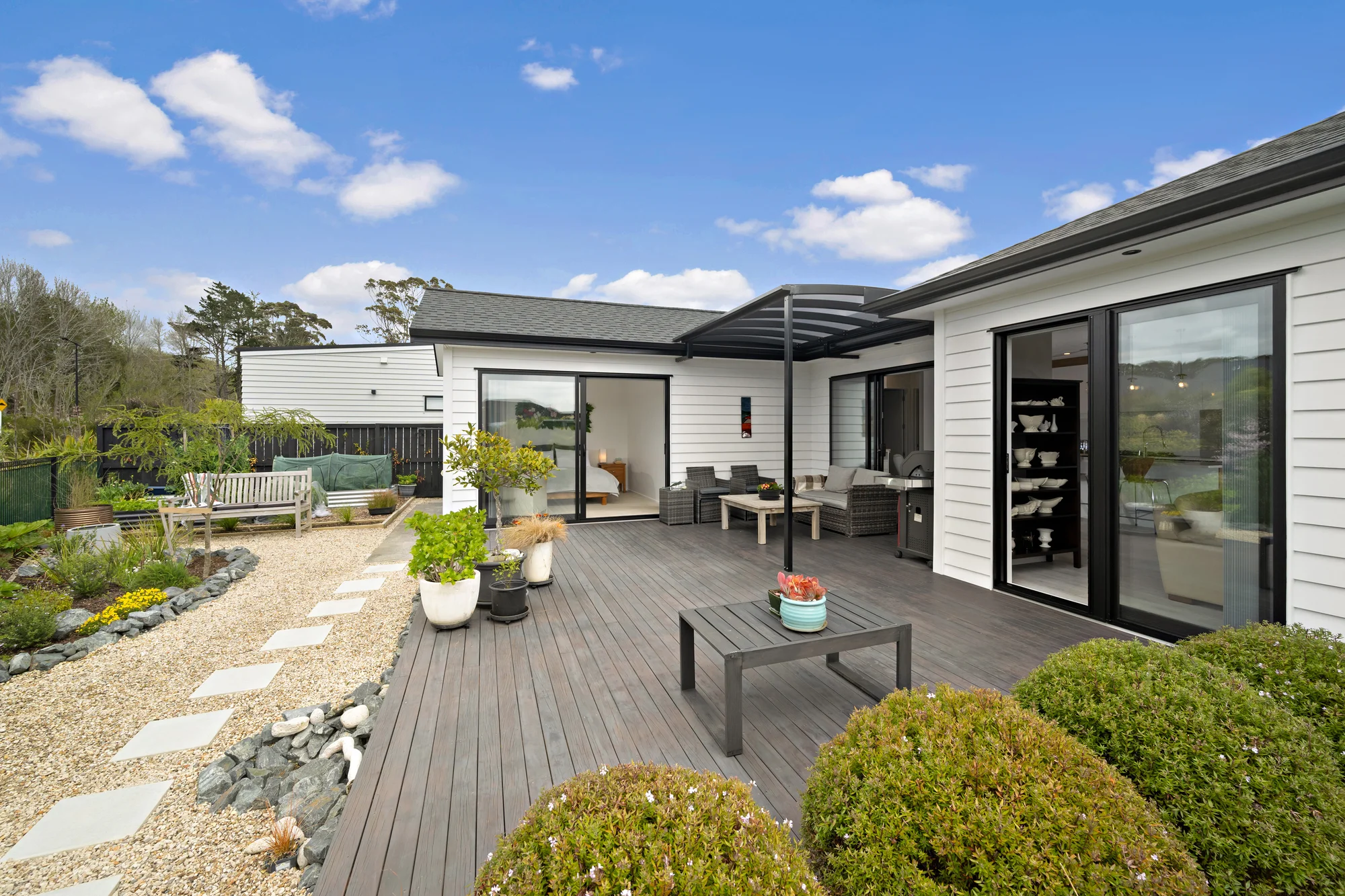 Milldale 5房  Peace, Privacy & Ample Parking by the Reserve