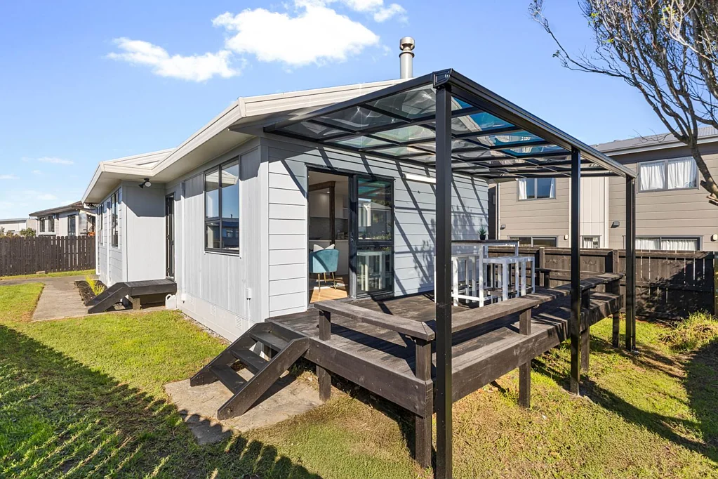2/5 Eulogy Place, Randwick Park, Manukau City, Auckland