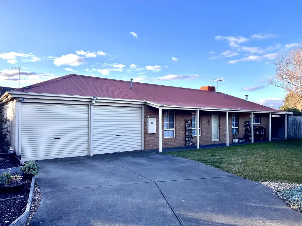 Perfect Family Home close to Werribee Plaza!