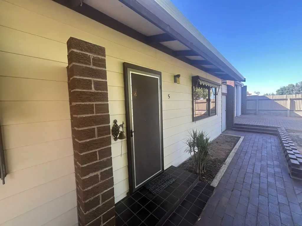 Port Augusta 2ห้องนอน Versatile Home in Prime Cul-de-Sac Location Near Hospital & Beach