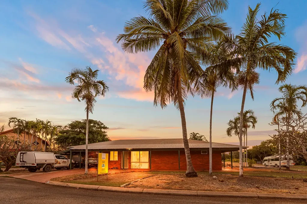 Cable Beach 3Moenga Tropical Living by Cable Beach