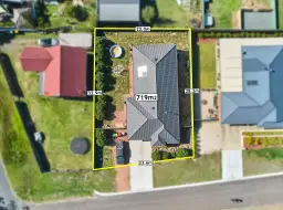 16 Valli Street, Heathcote