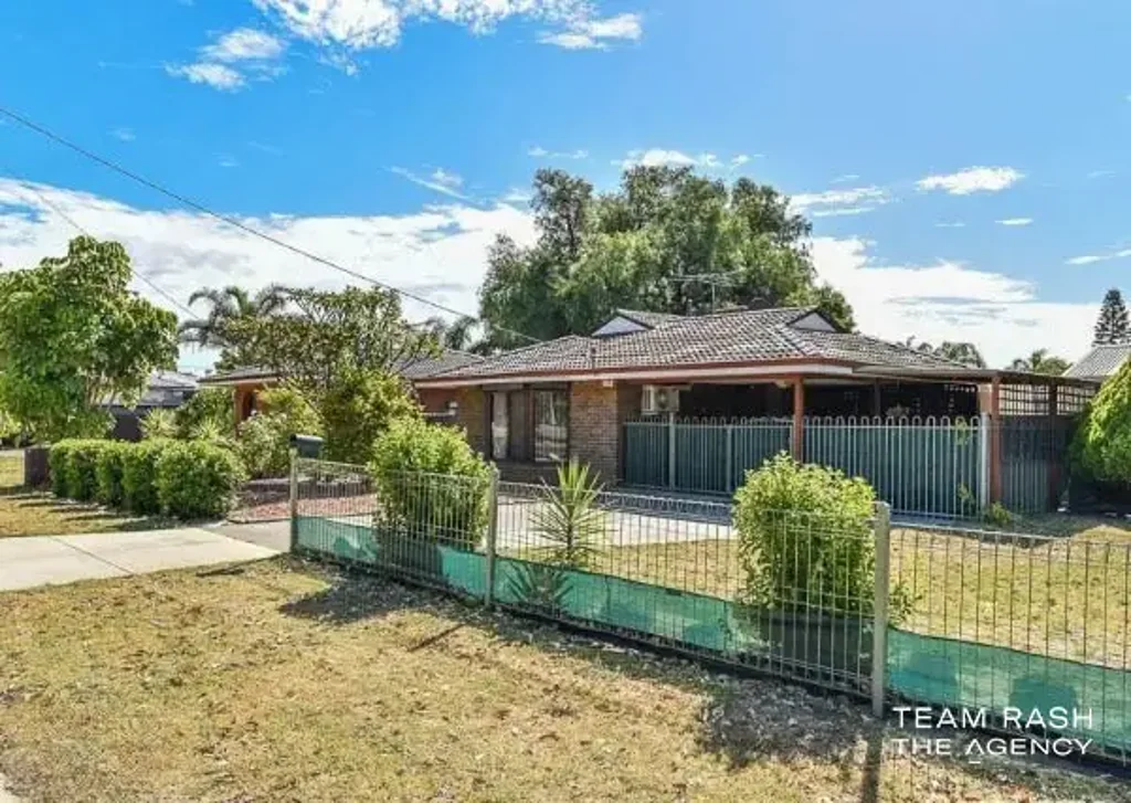 177 Railway Avenue, Kelmscott, WA 6111