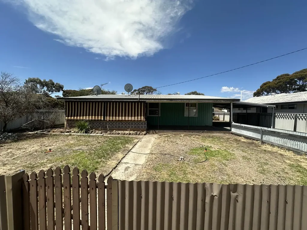 2 Whitehead Road, Gnowangerup, WA 6335