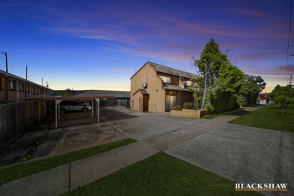 Queanbeyan 2房  Renovate for reward. Ready to occupy.
