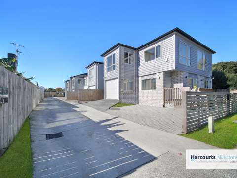 Four Bedrooms Family Home in prime location