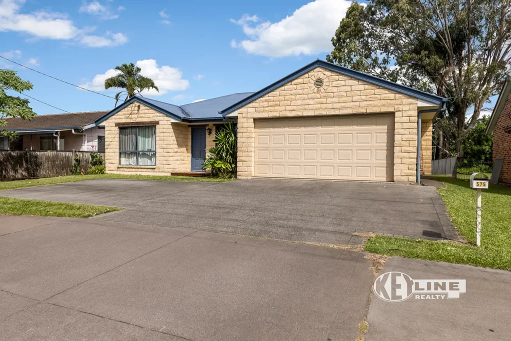 Twin Waters 5chambre Spacious 5 Bedroom Family Home in the Newly Named Twin Waters Precinct