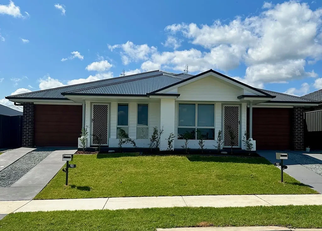 Near new 3 br home