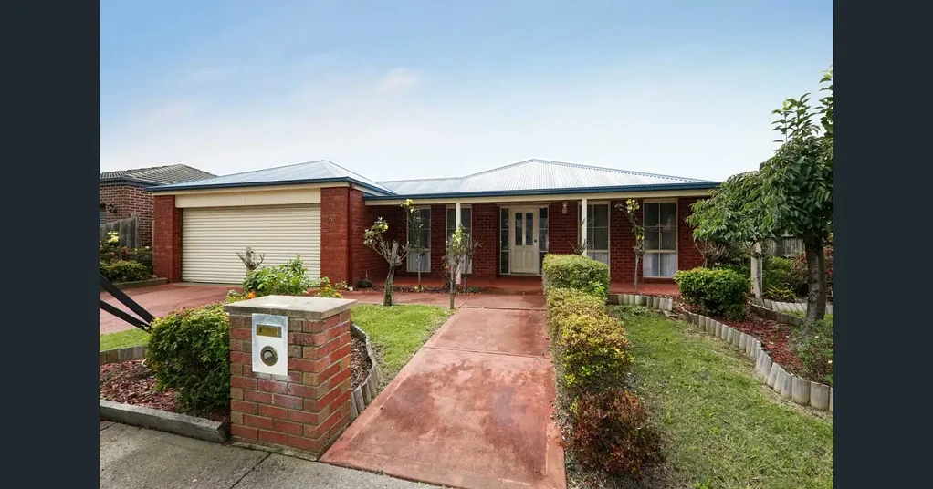 FANTASTIC & SPACIOUS - FAMILY HOME IN PRIME LOCATION
