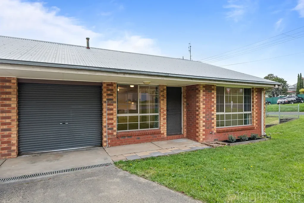 Daylesford 2 Bedroom Low-Maintenance Living in a Convenient Daylesford Location
