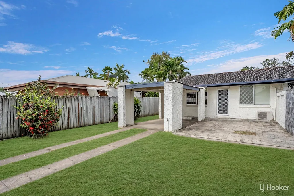 1/18 Wandella Crescent, Cranbrook, QLD 4814