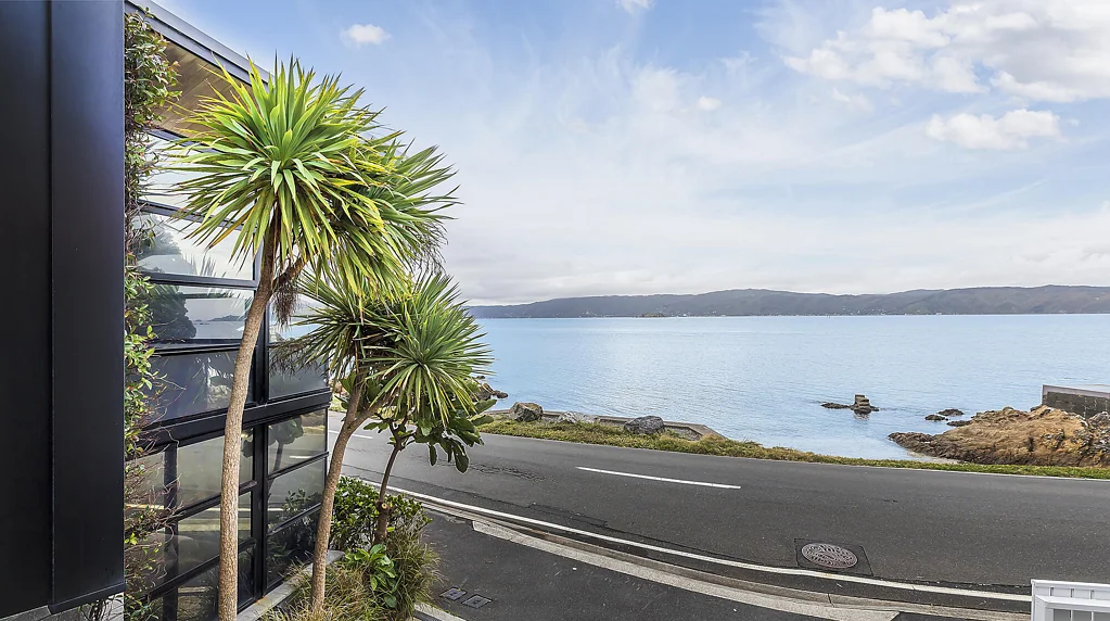 Karaka Bays 3कमरा TRULY EXCEPTIONAL | BEO $1,395,000