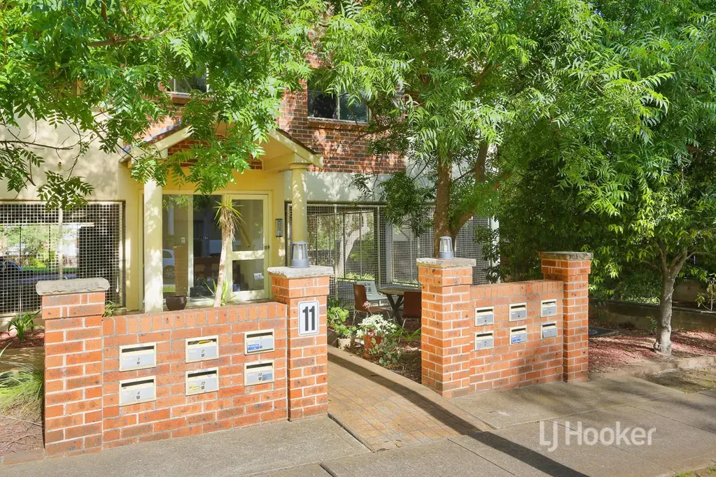 2/11 Oxford Street, Blacktown, NSW 2148