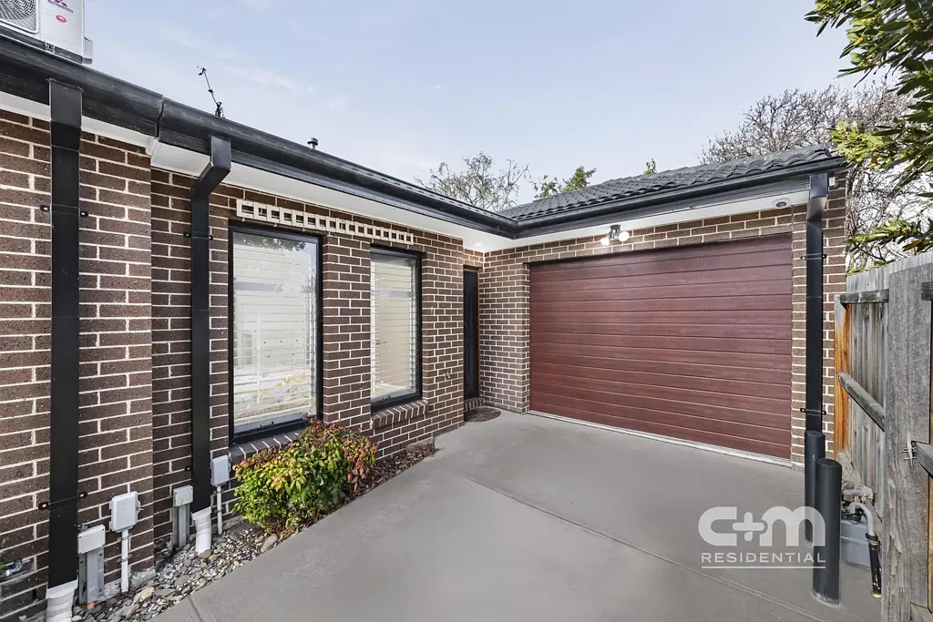 Glenroy 3 Slaapkamer Single Level Living Done Right!