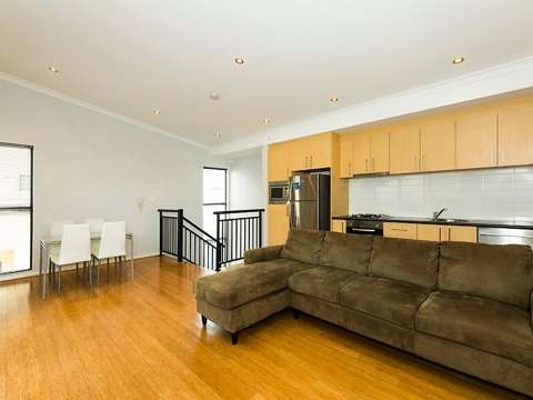 Glendalough 1 Bedroom Modern Townhouse in a Prime Location!