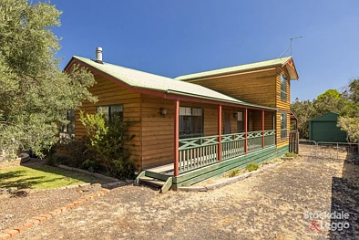 Smiths Beach 3 Bedroom Character Filled Home in Popular Location