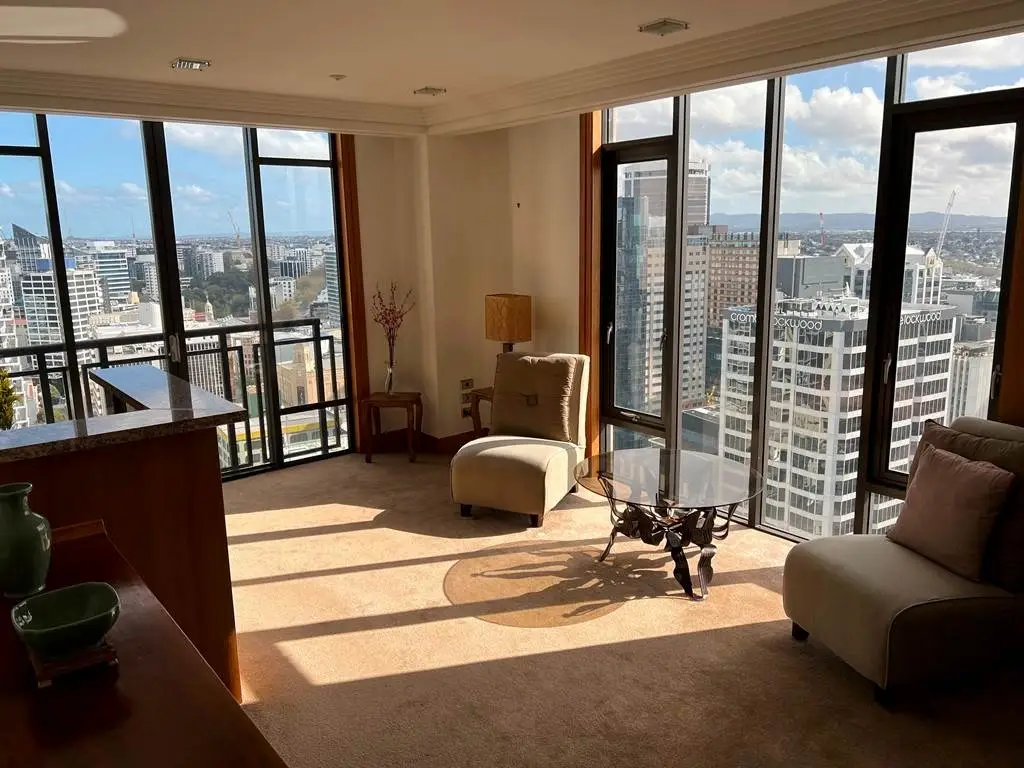 Fully Furnished Metropolis Highrise Living