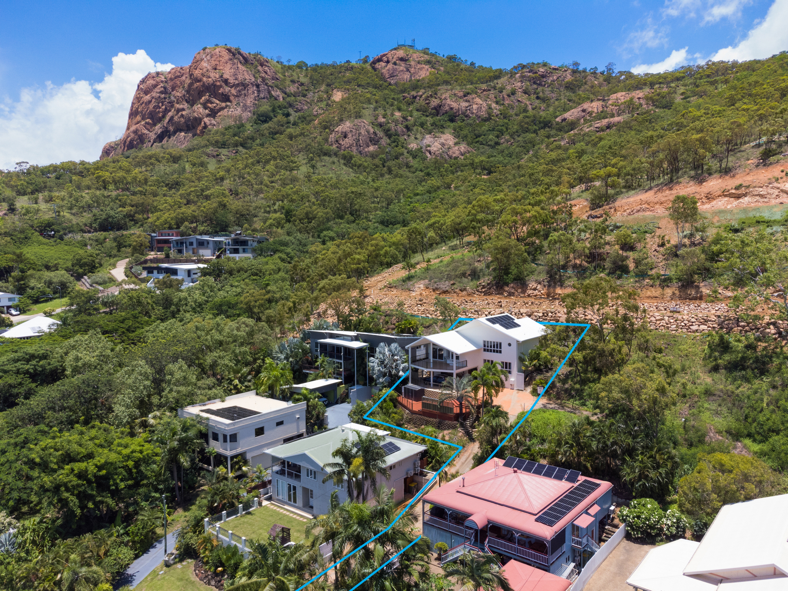 382B STANLEY ST, CASTLE HILL QLD 4810, 0房, 0浴, House