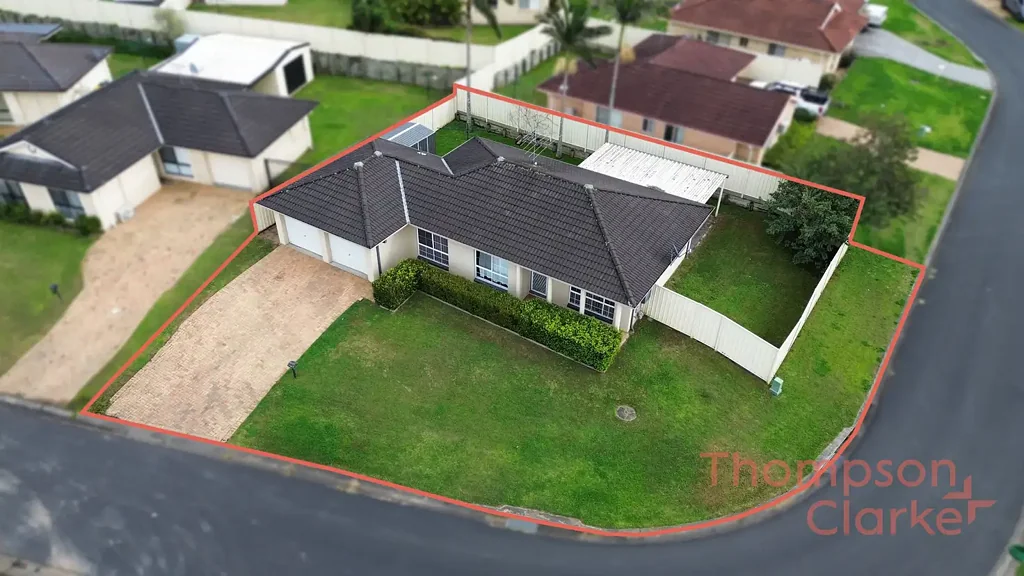 12 Parkside Crescent, Thornton, NSW 2322