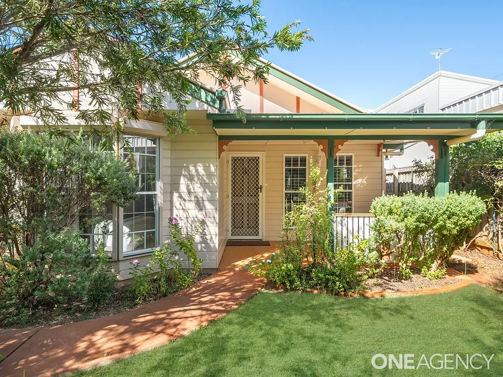 43 Queen Street, Scarborough, QLD 4020