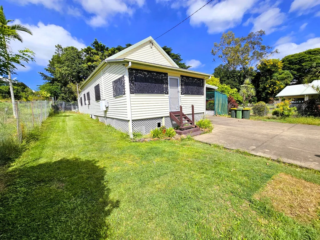 12 Eccles Street, Mareeba, QLD 4880