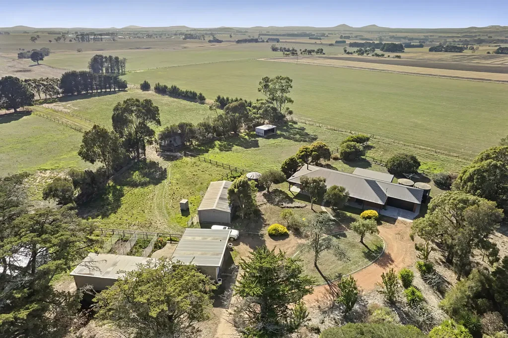 Lifestyle & Equestrian Property.