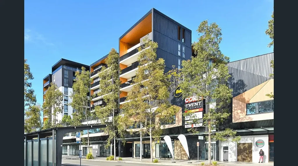 Modern 2-Bedroom Apartment with Prime Location & Lifestyle Convenience