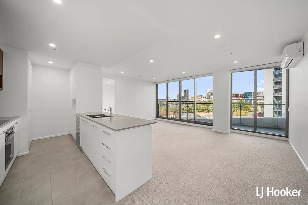 146/15 Irving Street, Phillip, ACT 2606