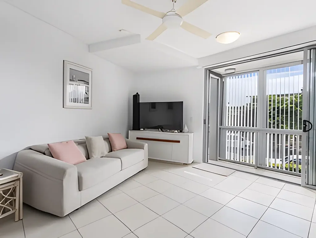 Coastal Escape I Fully Furnished I Flexible 1–3 Month Stay