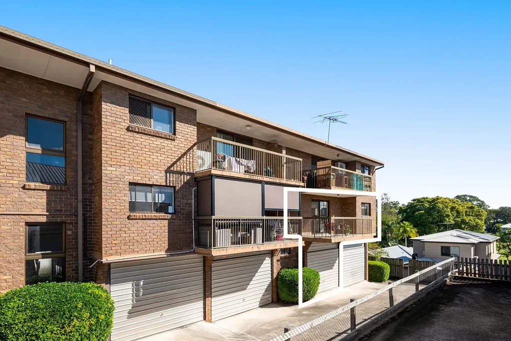 Greenslopes 2Kwarto Generous apartment living + timeless character just moments from Stones Corner