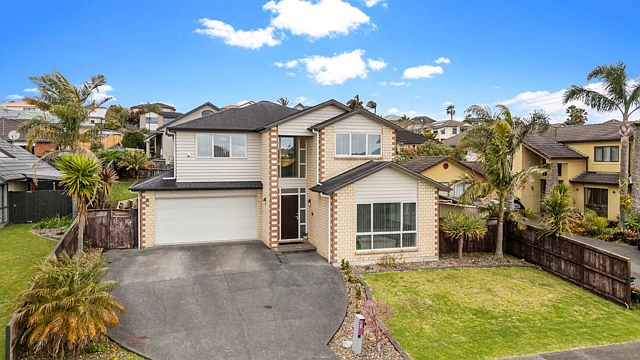 51 Mt Lebanon Crescent, The Gardens, Manukau City