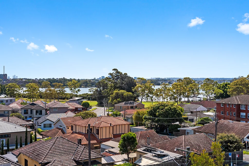 ਪਤਾ ਗੁਪਤ, Five Dock, NSW 2046