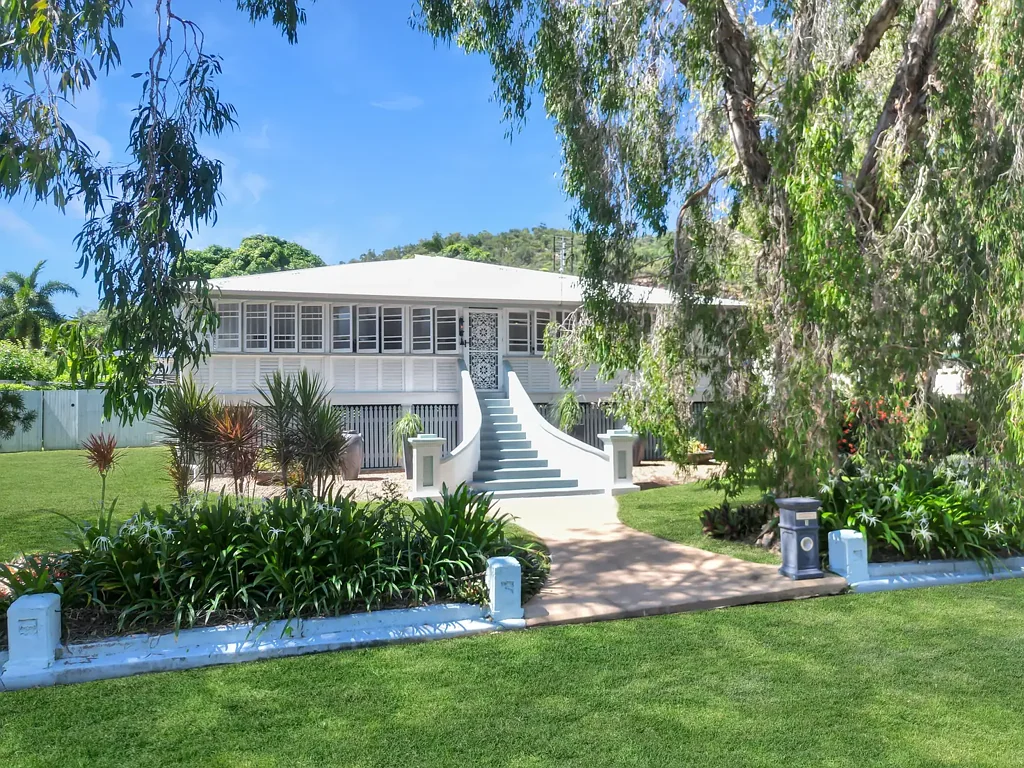 1 North Street, West End, QLD 4810