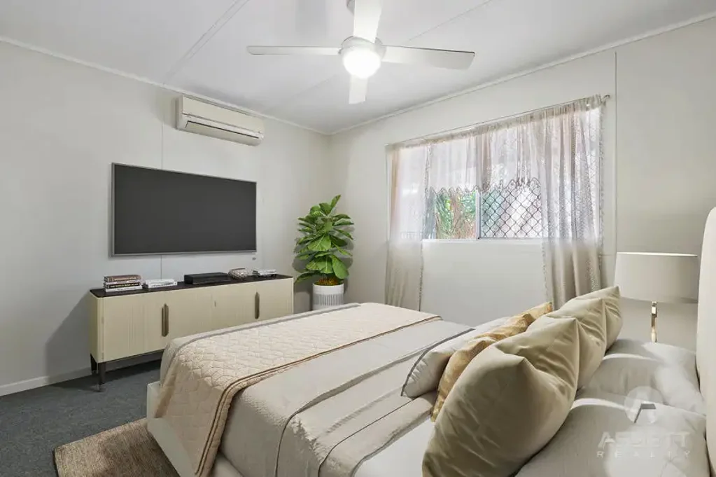 Ripley 3침실 3 Bedroom Air-conditioned Home with Solar, Sheds & Water tanks  in Sought after Ripley Township