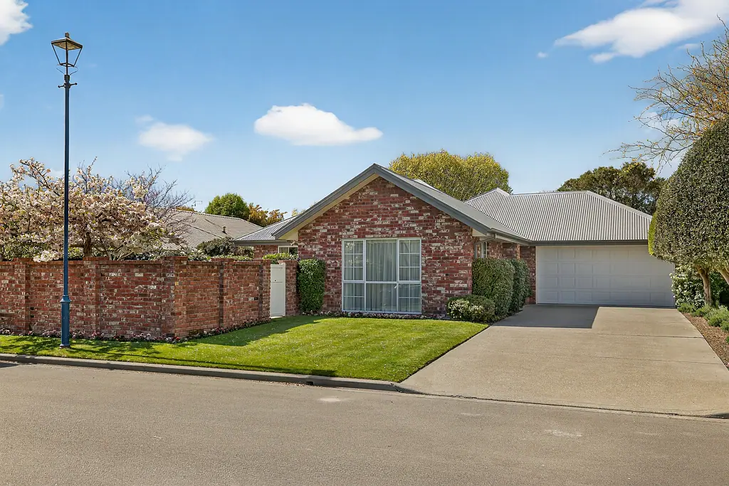 8 Avon Gate, Russley, Christchurch, Canterbury