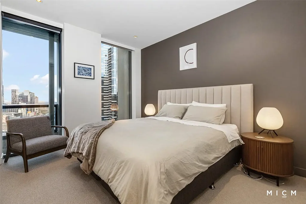 Luxury Fully Furnished Apartment with river views