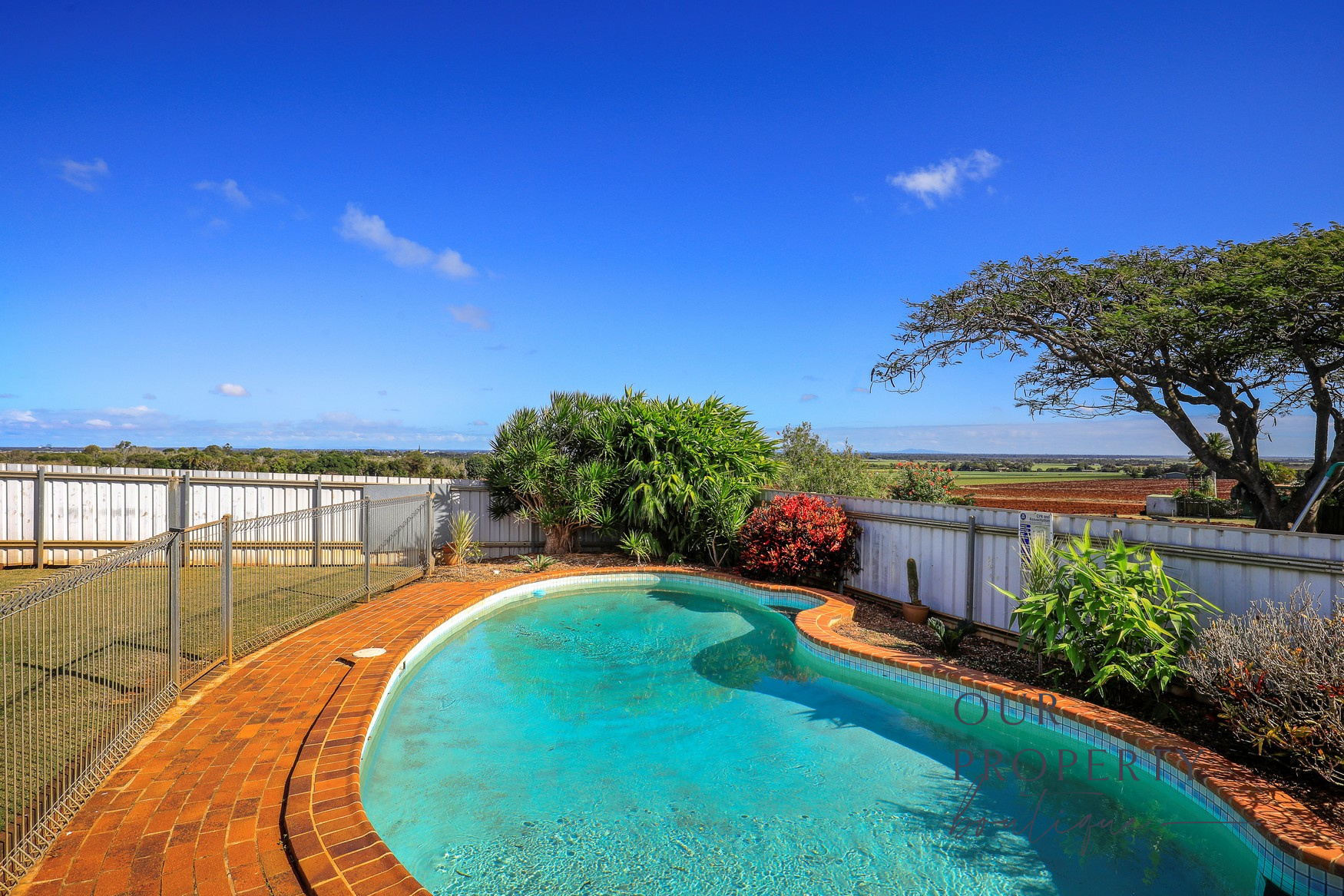 12 LINDEN CR, QUNABA QLD 4670, 0房, 0浴, House