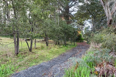 Stirling  A Rare Hills Landholding with Space, Flexibility & Future Potential