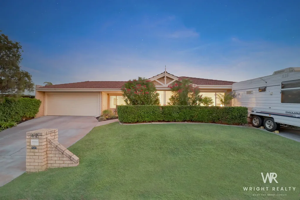 42 Plumdale Way, Woodvale, WA 6026