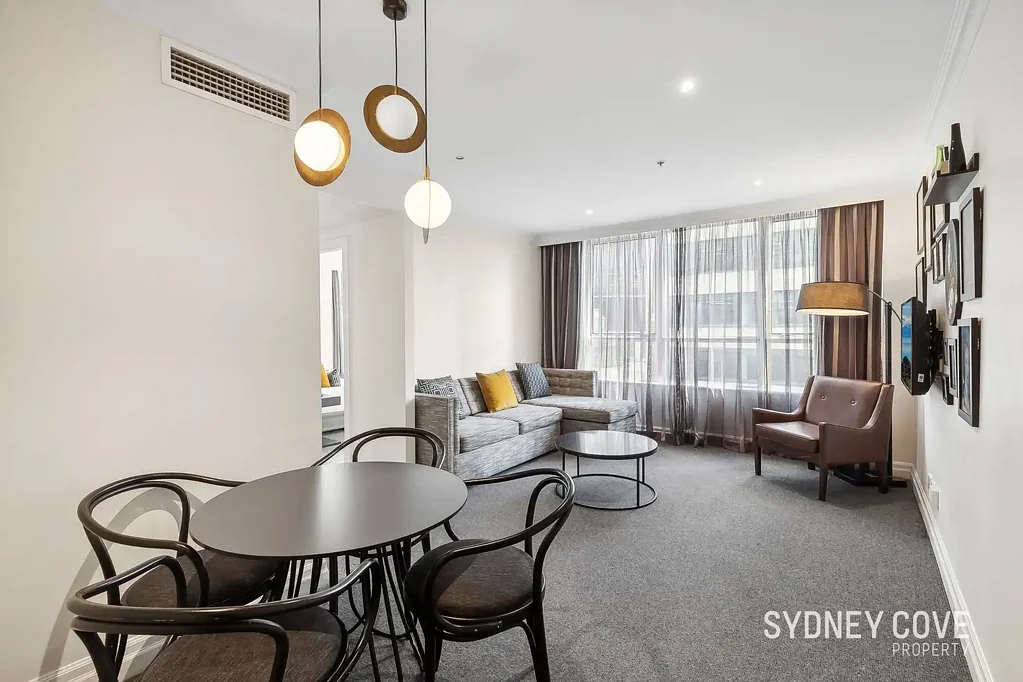 Sydney 2Moenga Flexible Investment with strong rental returns in Mantra - Corner of George & Bond Streets -  $61,174 per annum